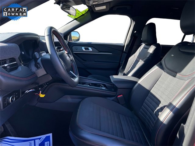 Used 2025 Ford Explorer ST-Line image 9