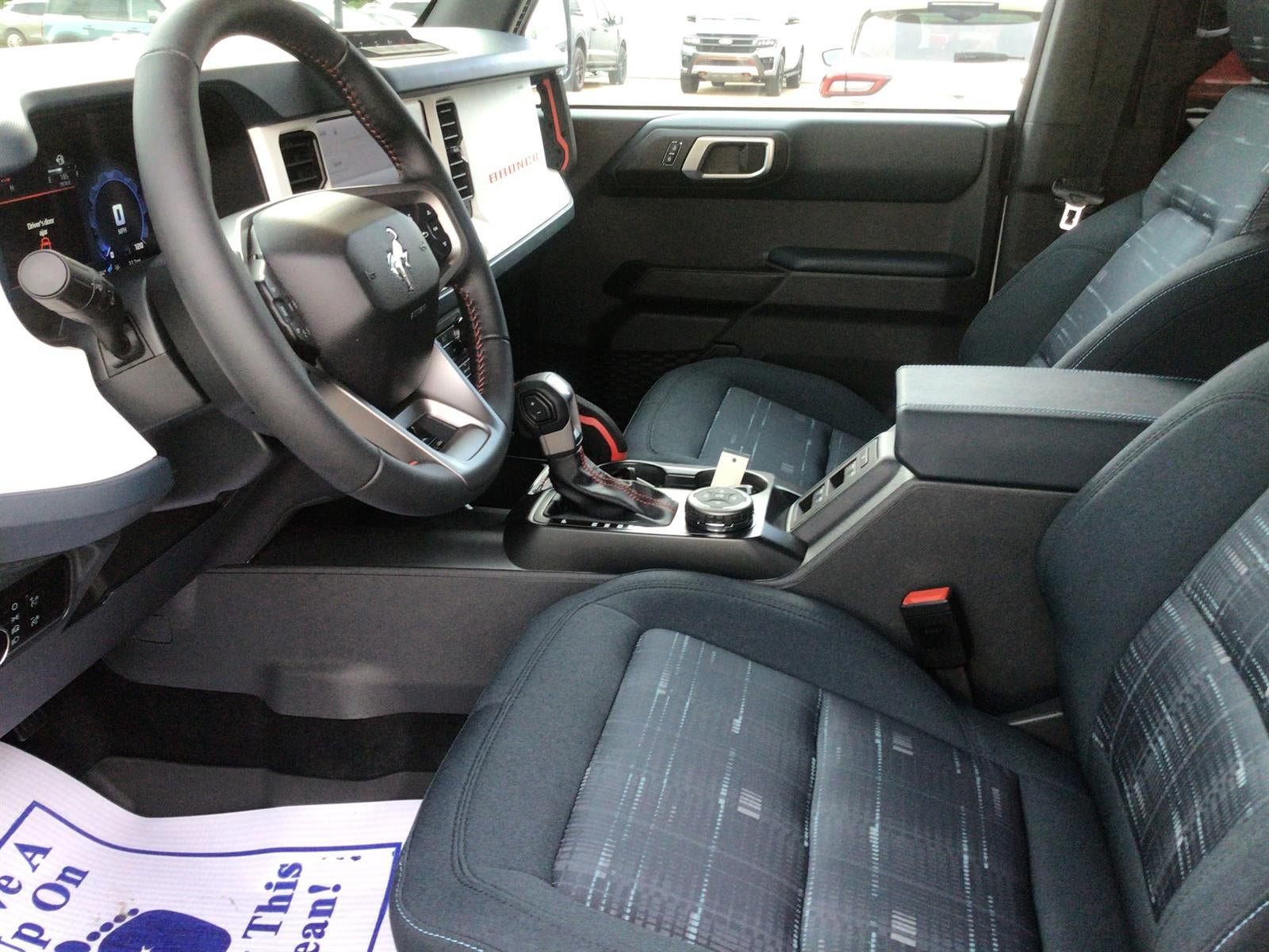 New 2026 Ford Bronco Heritage Edition AWD/4WD image 3