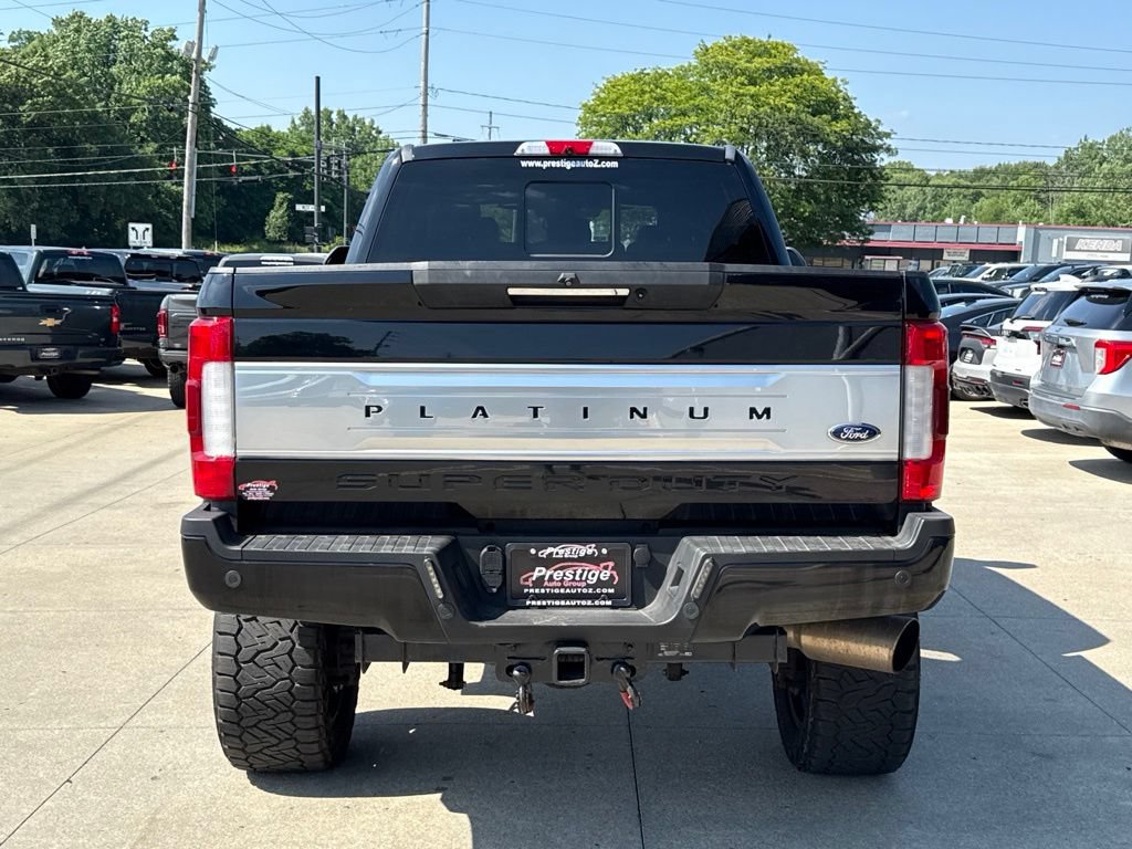 Used 2019 Ford F250 Platinum w/ Platinum Ultimate Package AWD/4WD image 14