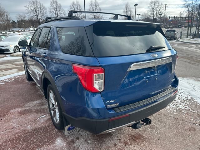 Used 2022 Ford Explorer XLT w/ Equipment Group 202A image 3