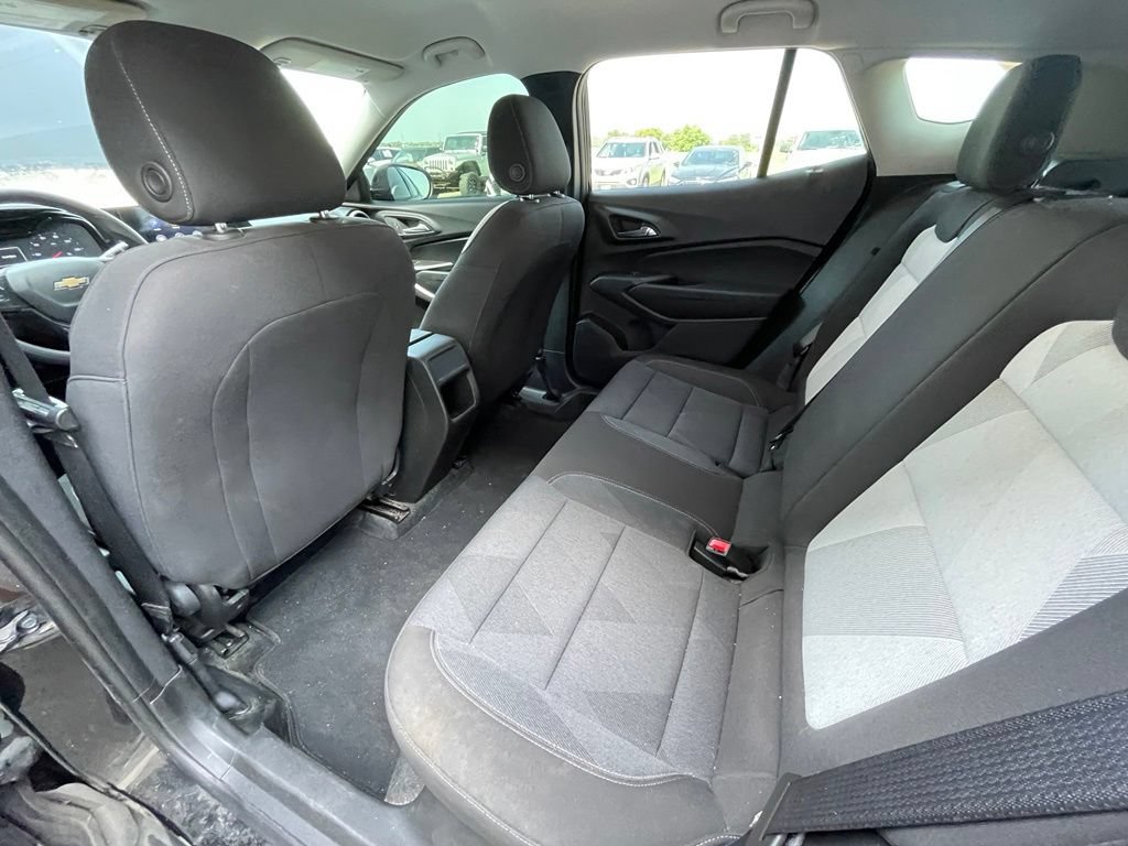 Used 2024 Chevrolet Trax LS FWD image 25