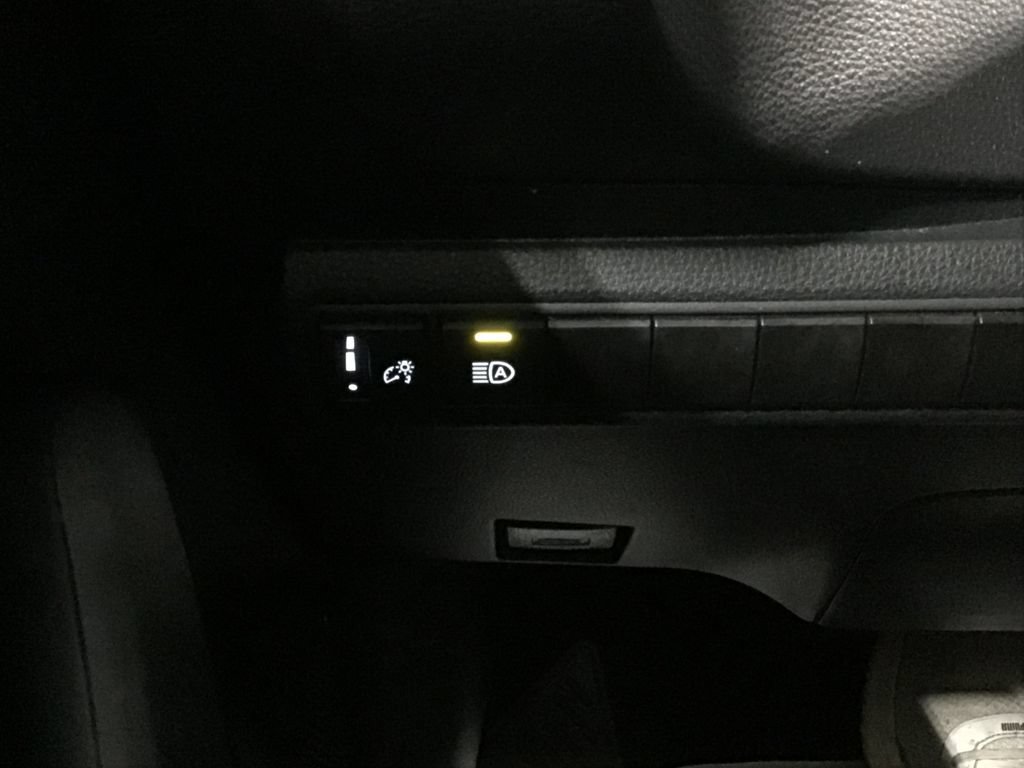 Certified 2024 Toyota Corolla LE FWD image 20