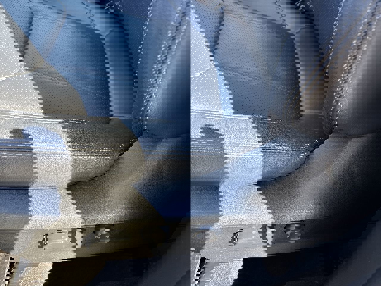 Used 2023 Subaru Forester Limited image 13