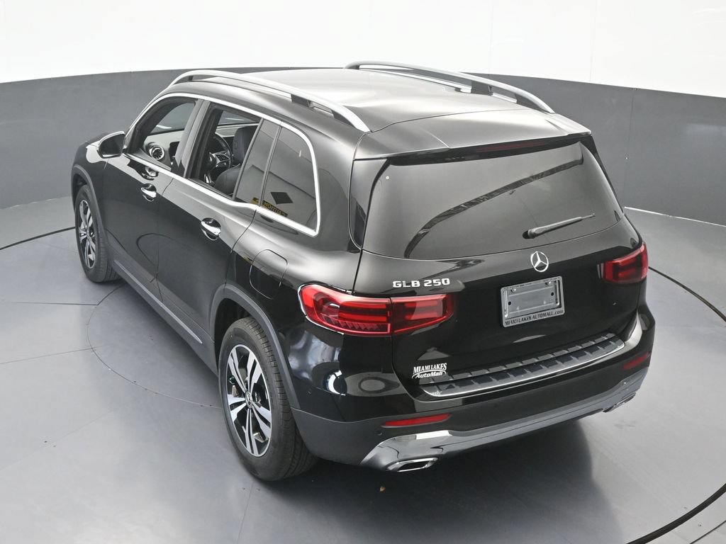 Used 2025 Mercedes-Benz GLB 250 image 48