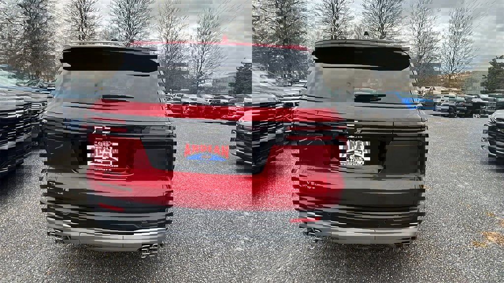 New 2026 Chevrolet Traverse LT w/ Sun and Wheel Package image 6