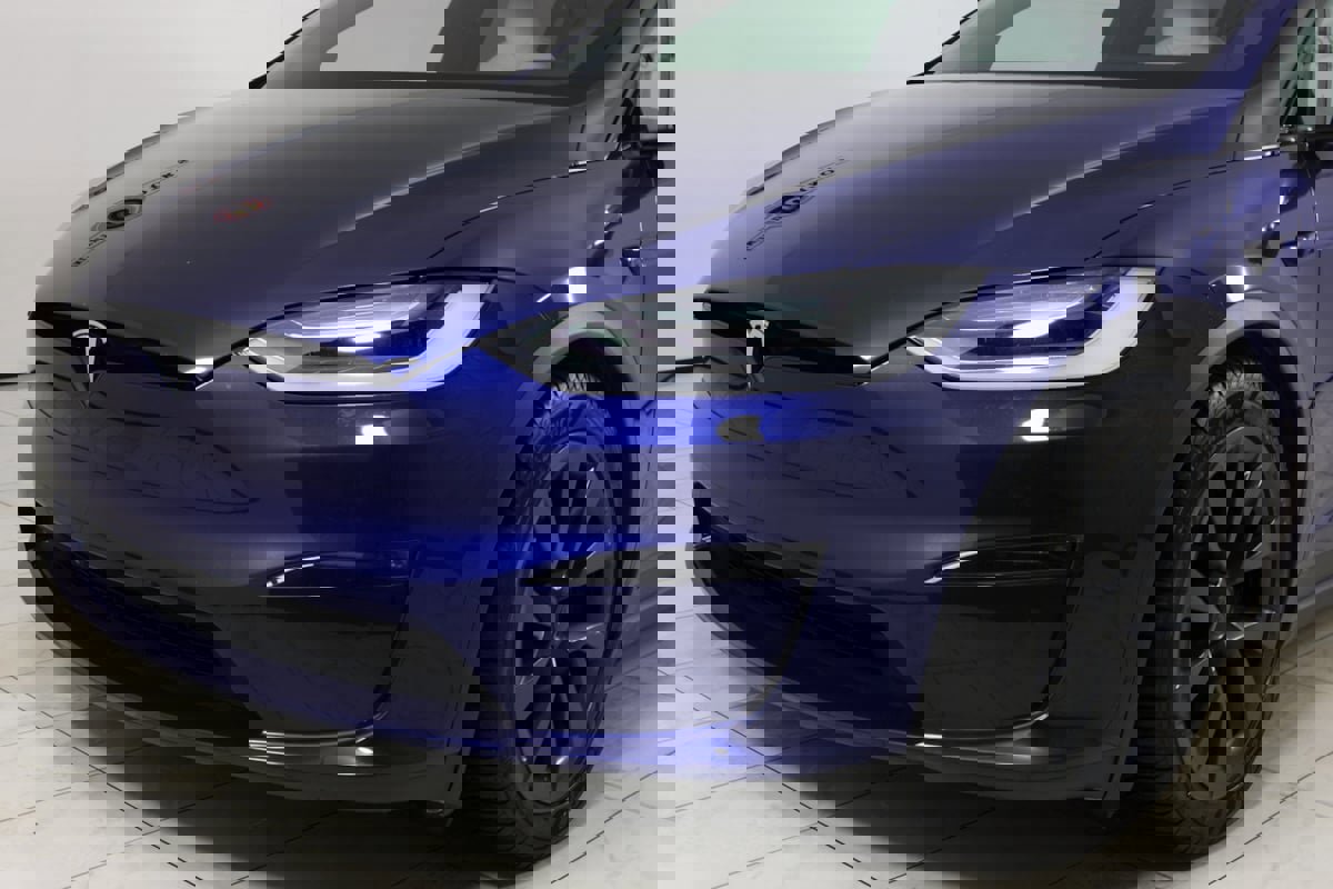 Used 2022 Tesla Model X image 47