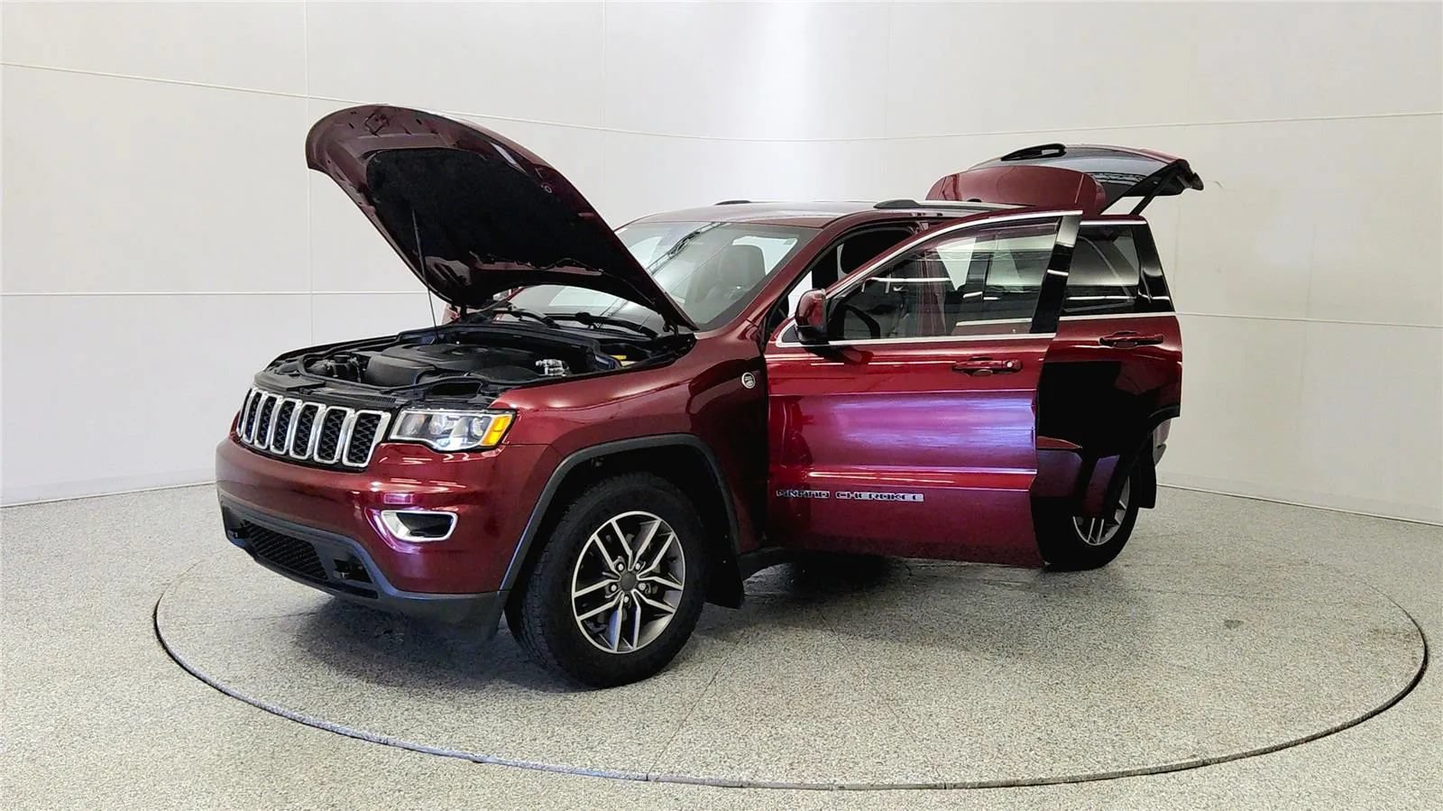 Used 2020 Jeep Grand Cherokee Laredo w/ Quick Order Package 2BN North AWD/4WD image 10