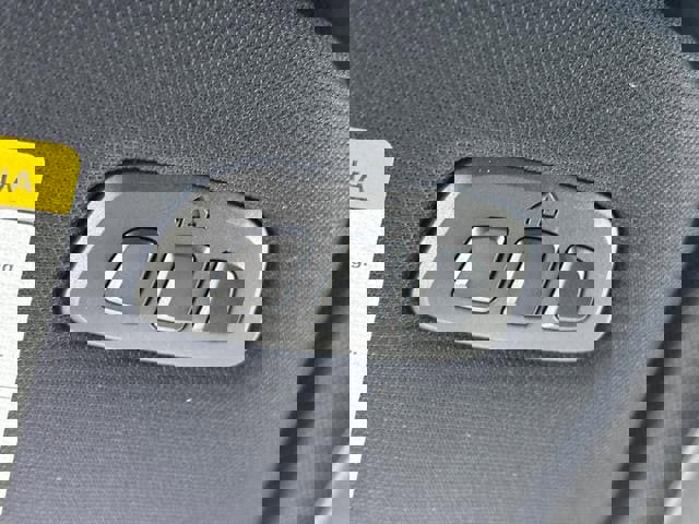 Used 2020 Ford Explorer Limited image 24