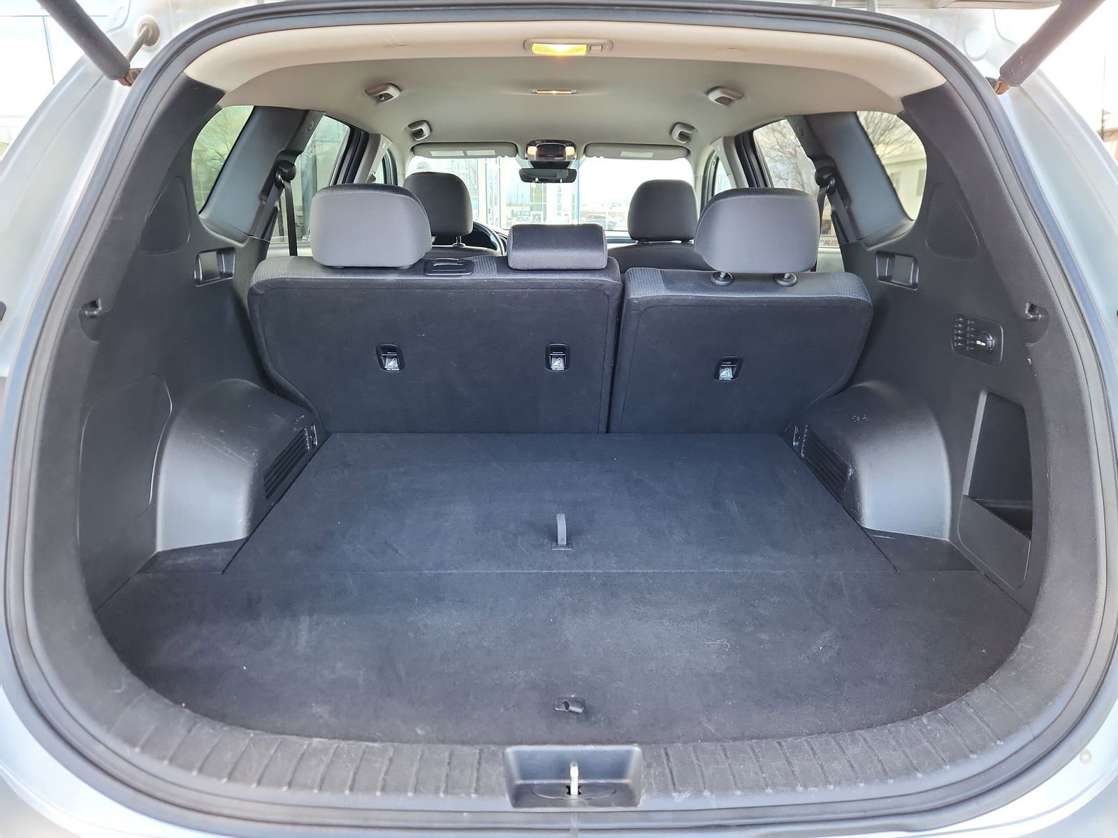 Used 2023 Hyundai Santa Fe SEL image 13