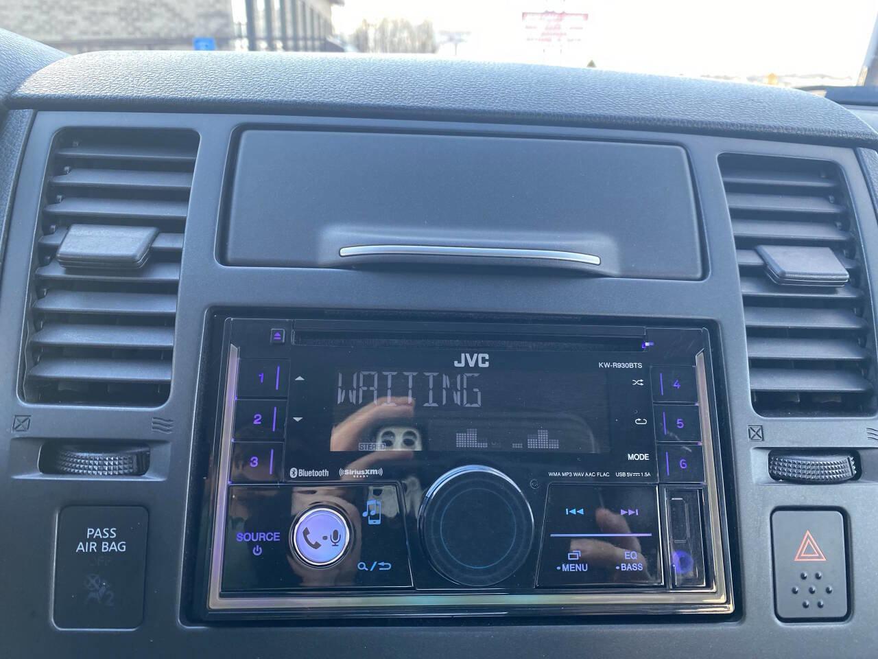 Used 2010 Nissan Versa Sedan image 26