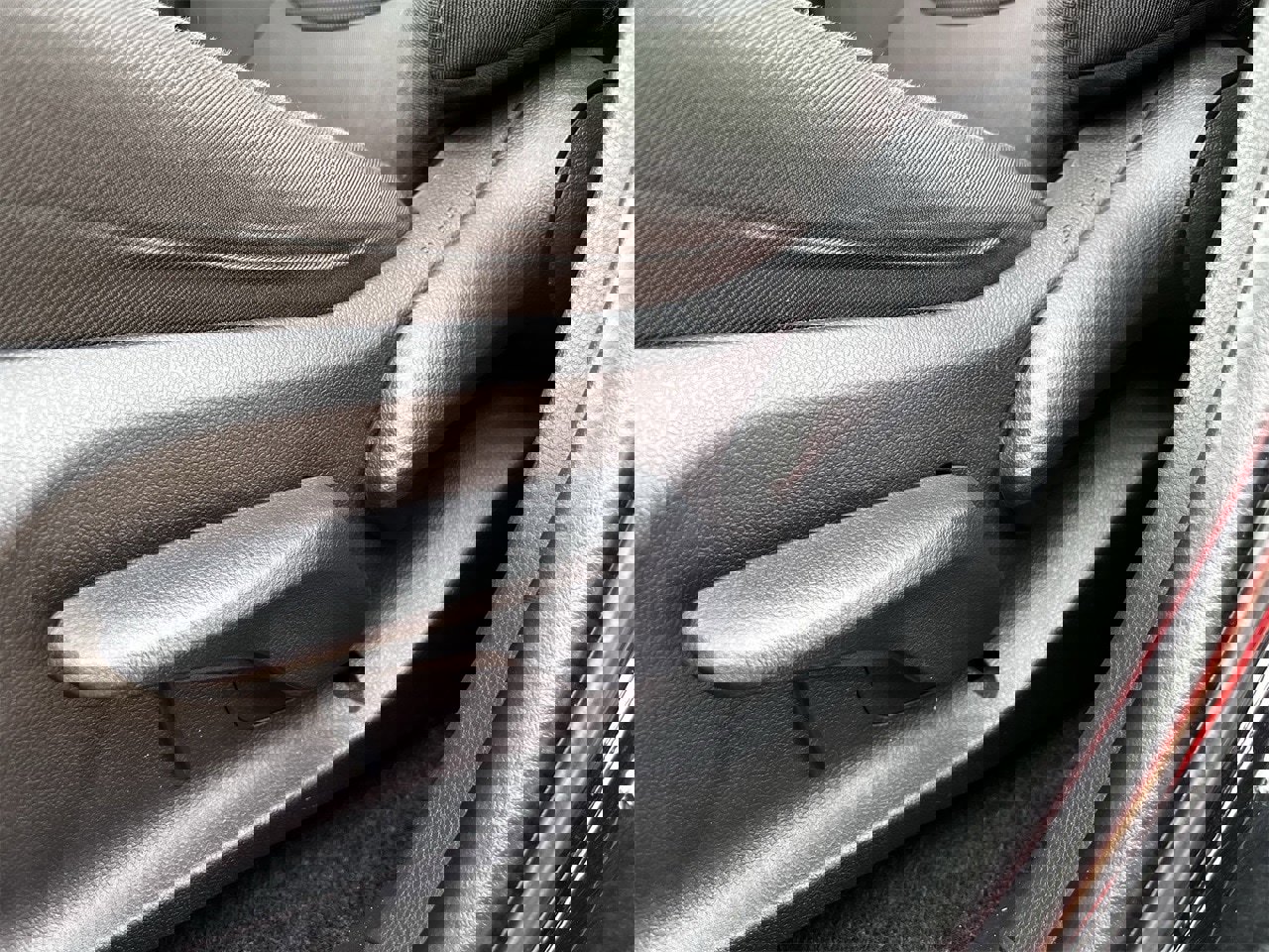 Used 2024 Toyota RAV4 LE image 24