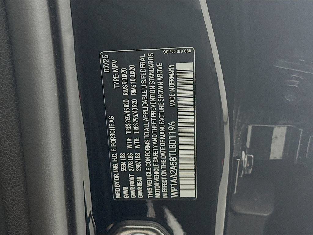 New 2026 Porsche Macan Turbo AWD/4WD image 34