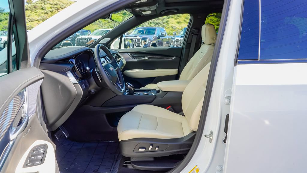 Certified 2024 Cadillac XT6 Sport image 13