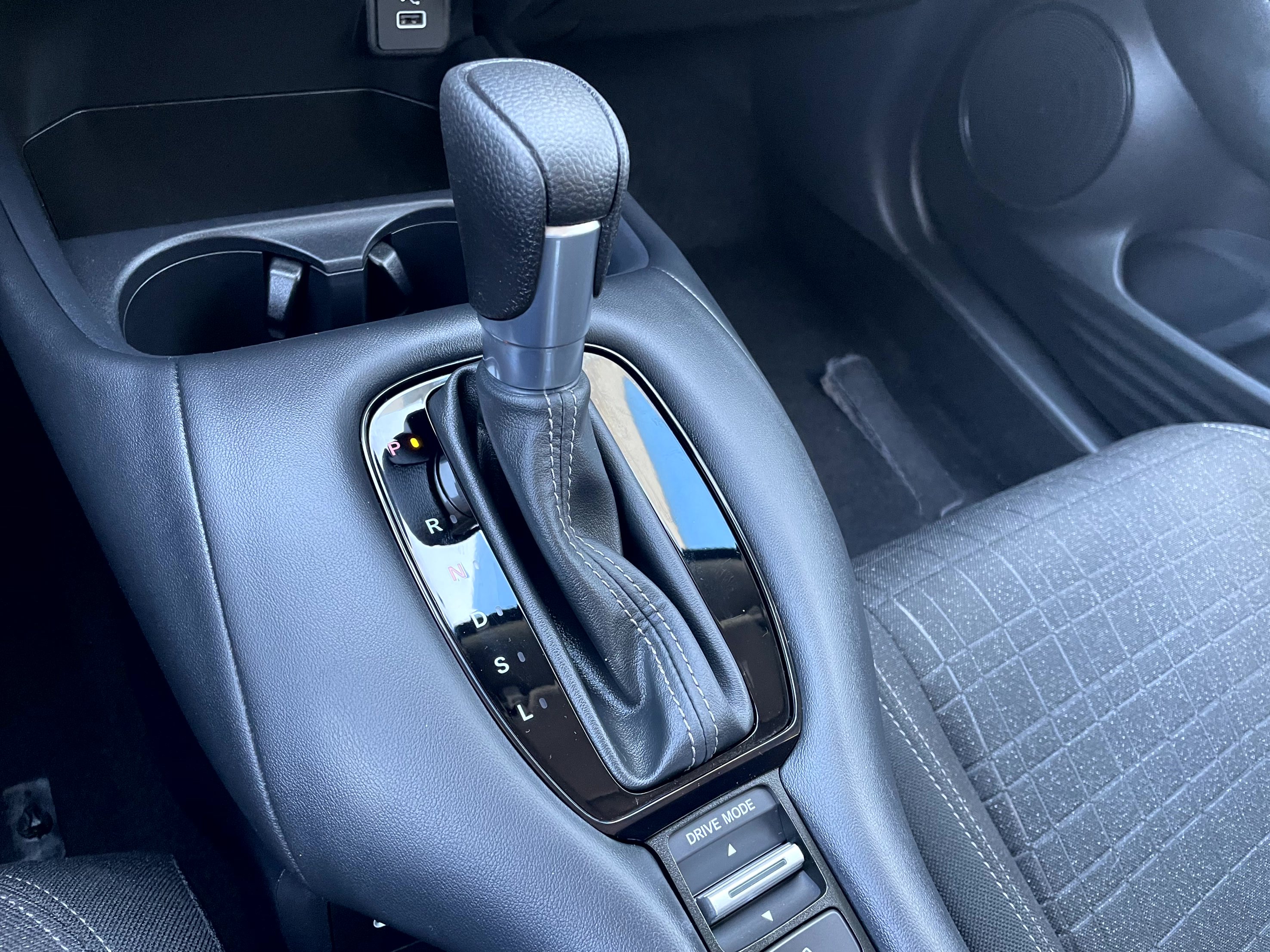 Certified 2024 Honda HR-V LX image 19