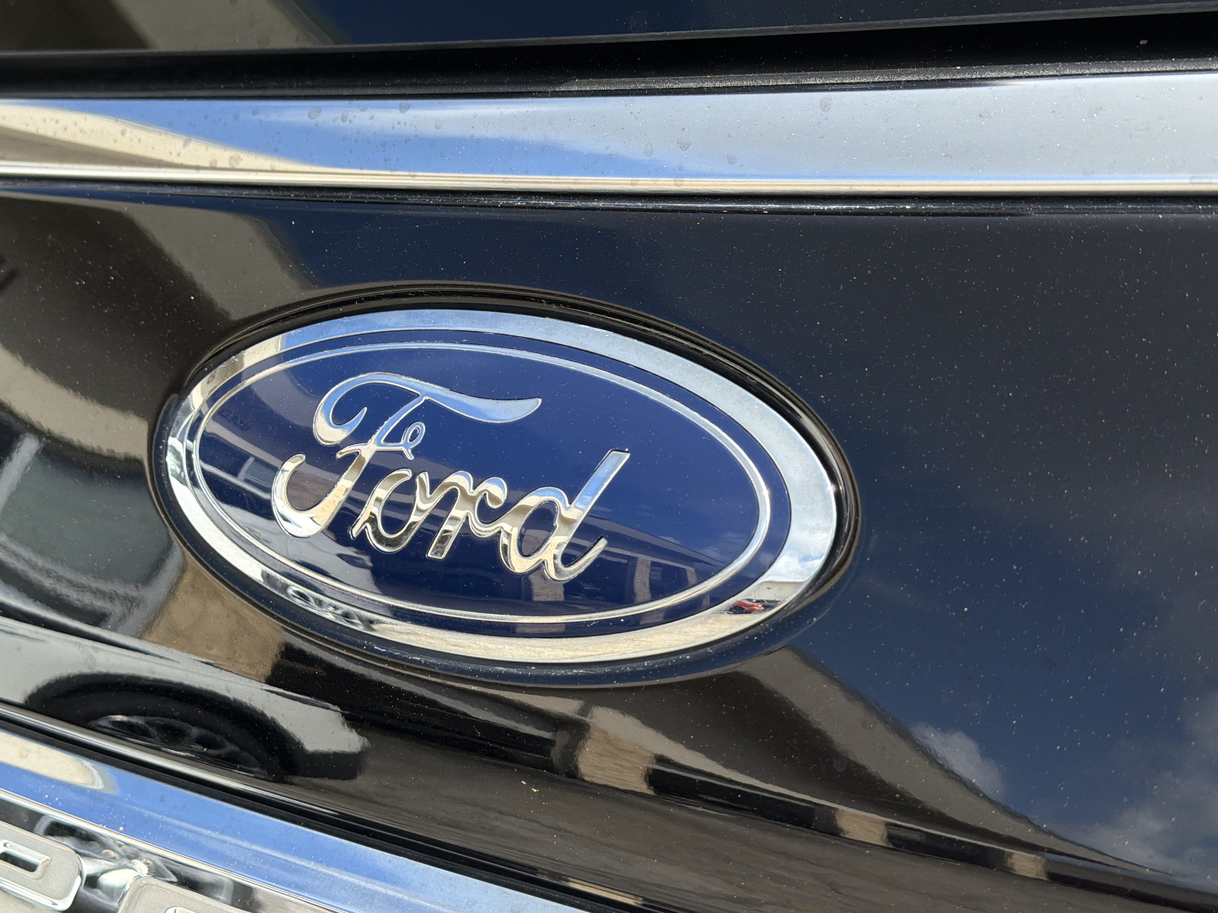 Used 2021 Ford Expedition Limited RWD image 10