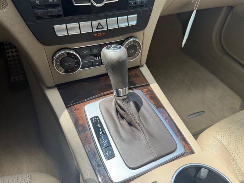 Used 2014 Mercedes-Benz C 250 Coupe image 21