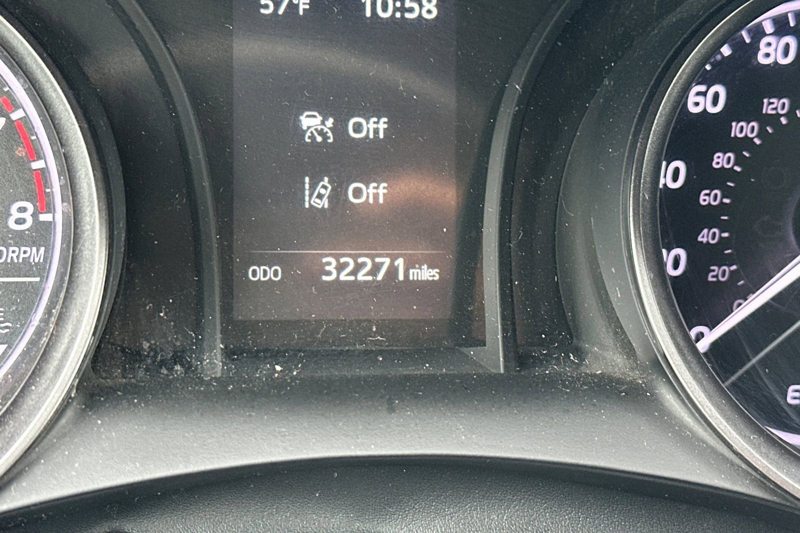 Used 2024 Toyota Camry SE image 39