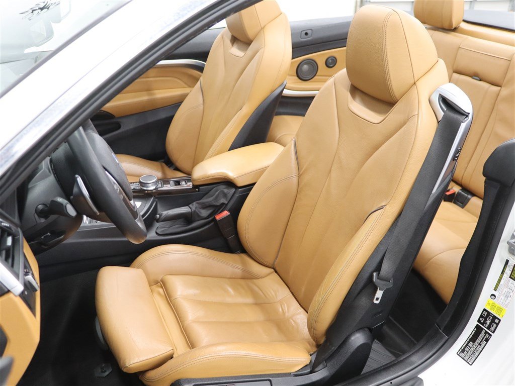 Used 2018 BMW 430i xDrive Convertible image 10