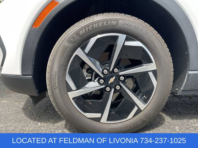 Certified 2025 Chevrolet Equinox EV LT FWD image 31