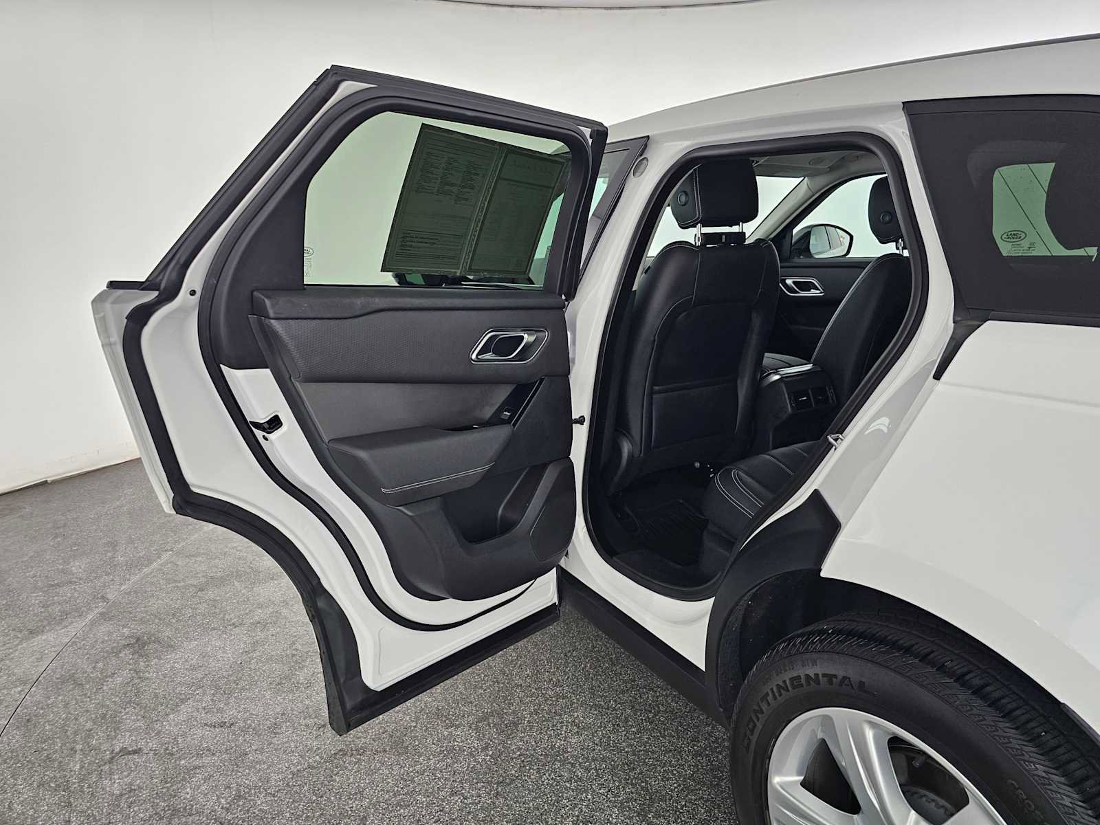 Used 2022 Land Rover Range Rover Velar S image 16