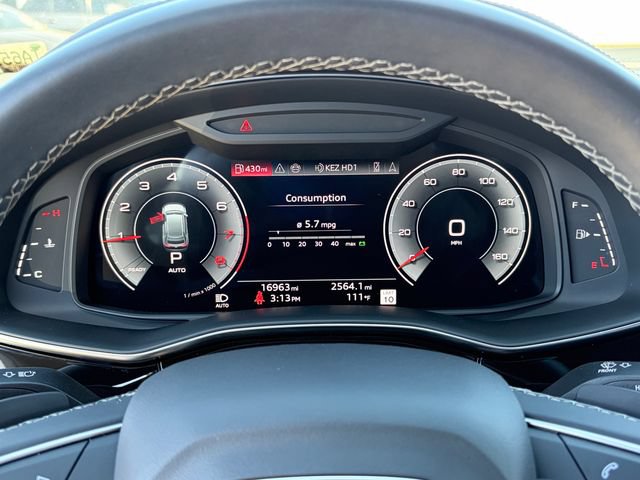 Used 2025 Audi Q8 Prestige AWD/4WD image 11