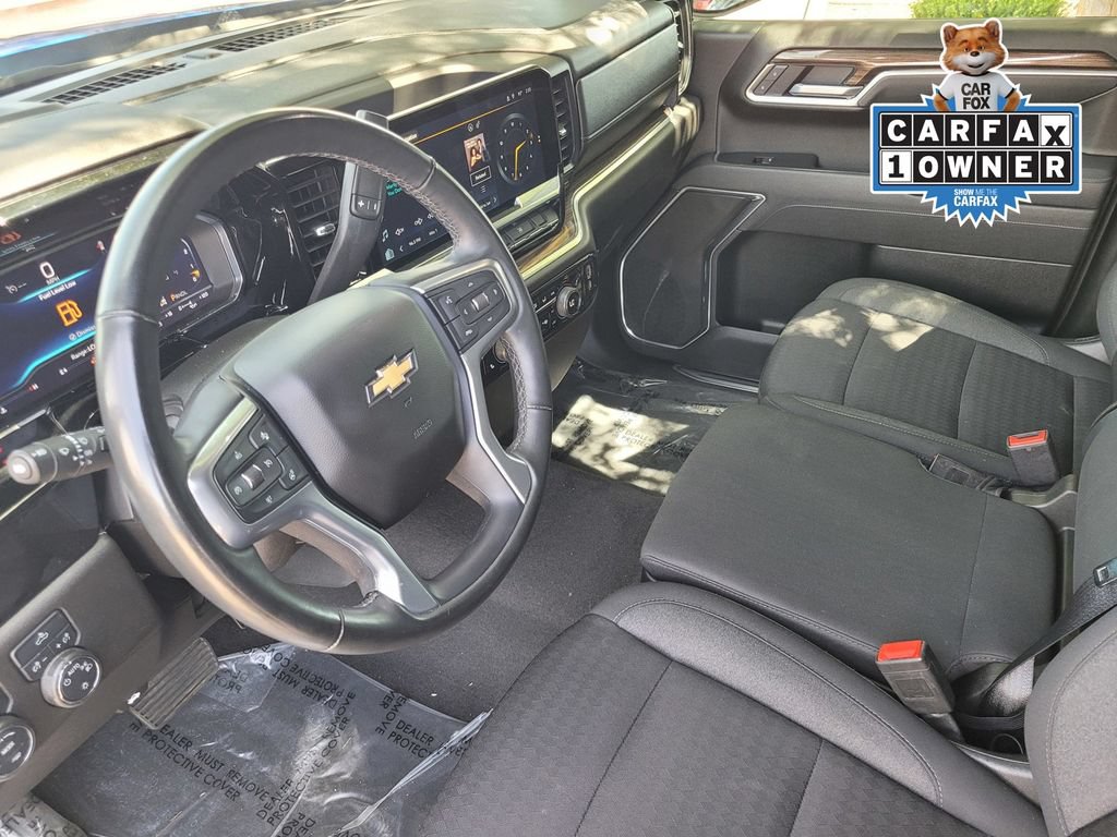 Used 2025 Chevrolet Silverado 1500 LT AWD/4WD image 18