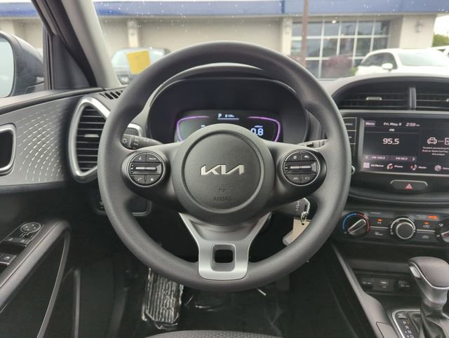 Used 2024 Kia Soul LX w/ Option Group 015 FWD image 16