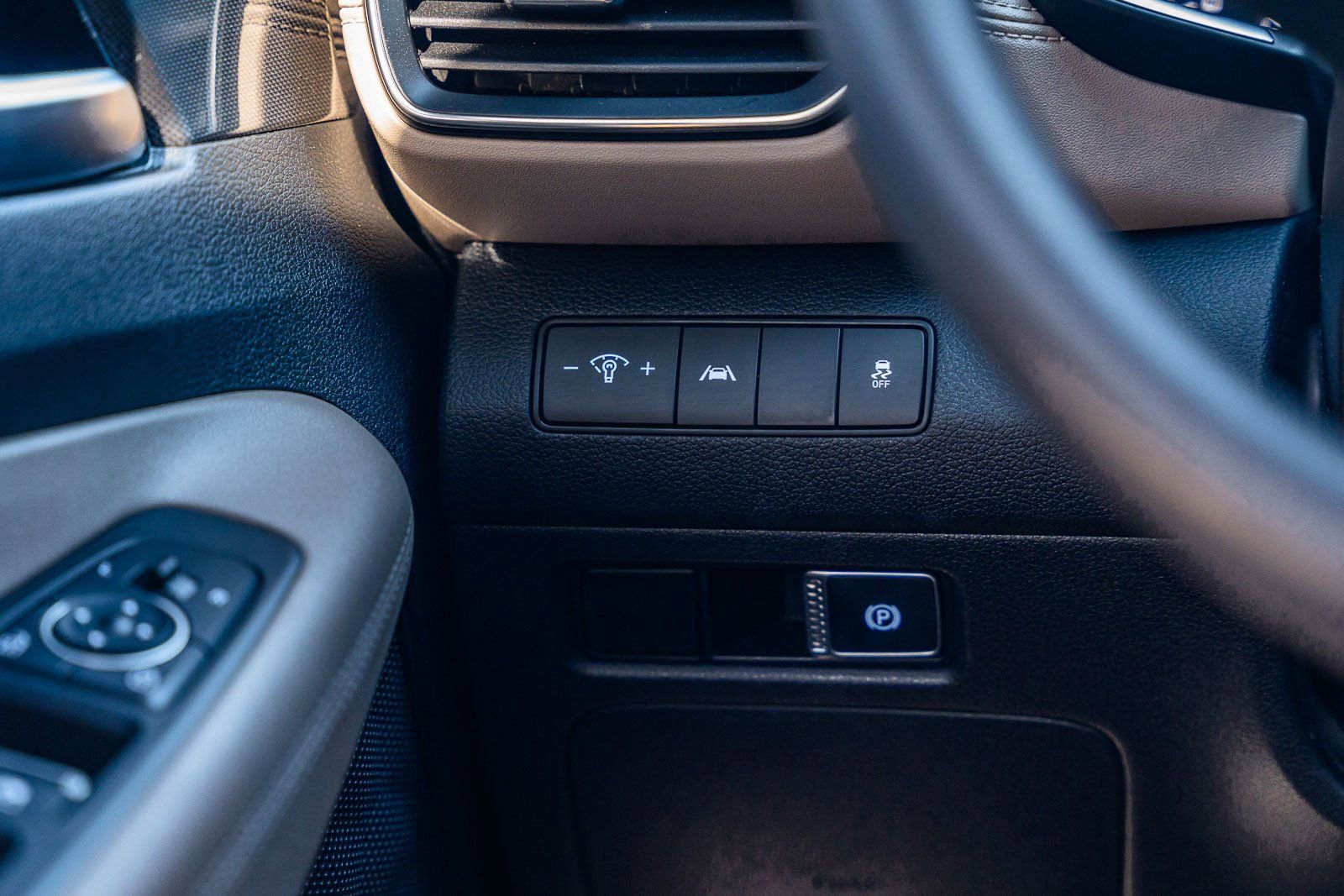 Used 2022 Hyundai Santa Fe SEL FWD image 25