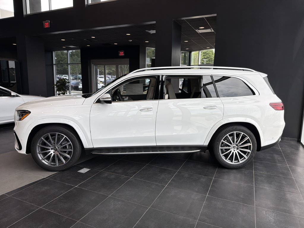 New 2026 Mercedes-Benz GLS 450 4MATIC image 5