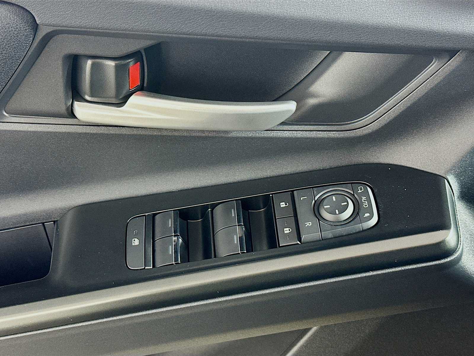 New 2026 Subaru Solterra AWD/4WD image 16