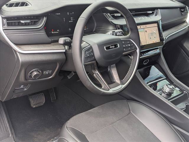 New 2026 Jeep Grand Cherokee Altitude AWD/4WD image 3