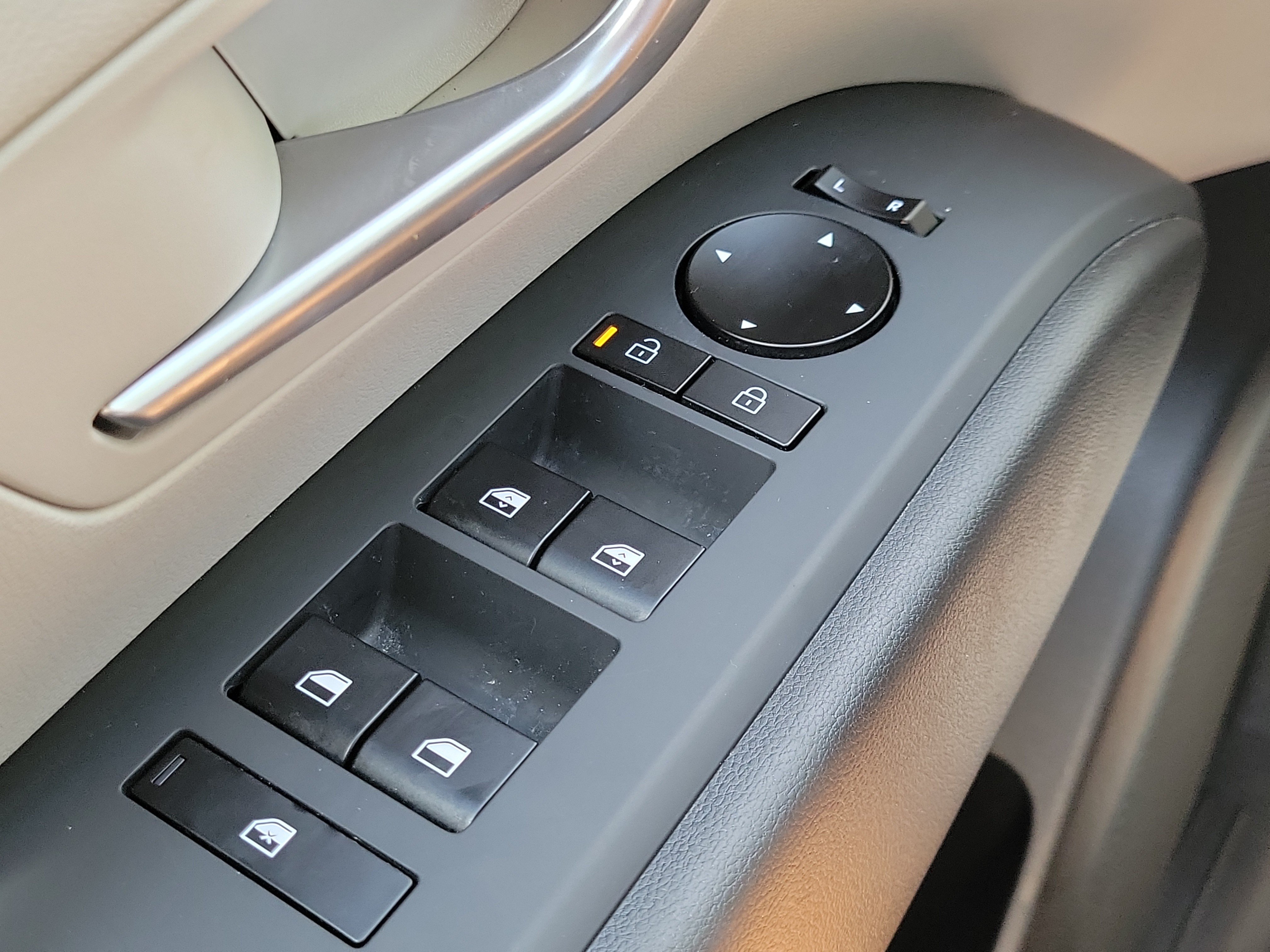 Used 2025 Hyundai Tucson SEL FWD image 25
