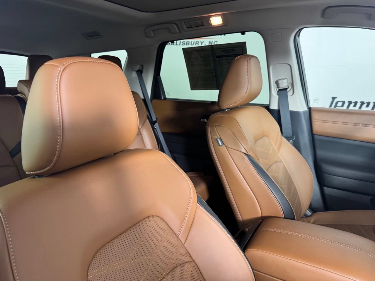 Used 2025 Nissan Pathfinder Platinum w/ Cargo Package FWD image 39