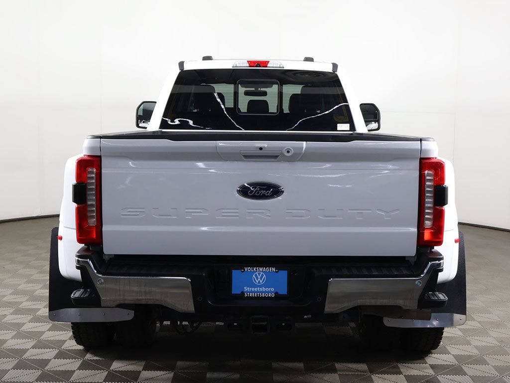 Used 2023 Ford F450 Lariat w/ Lariat Ultimate Package AWD/4WD image 16