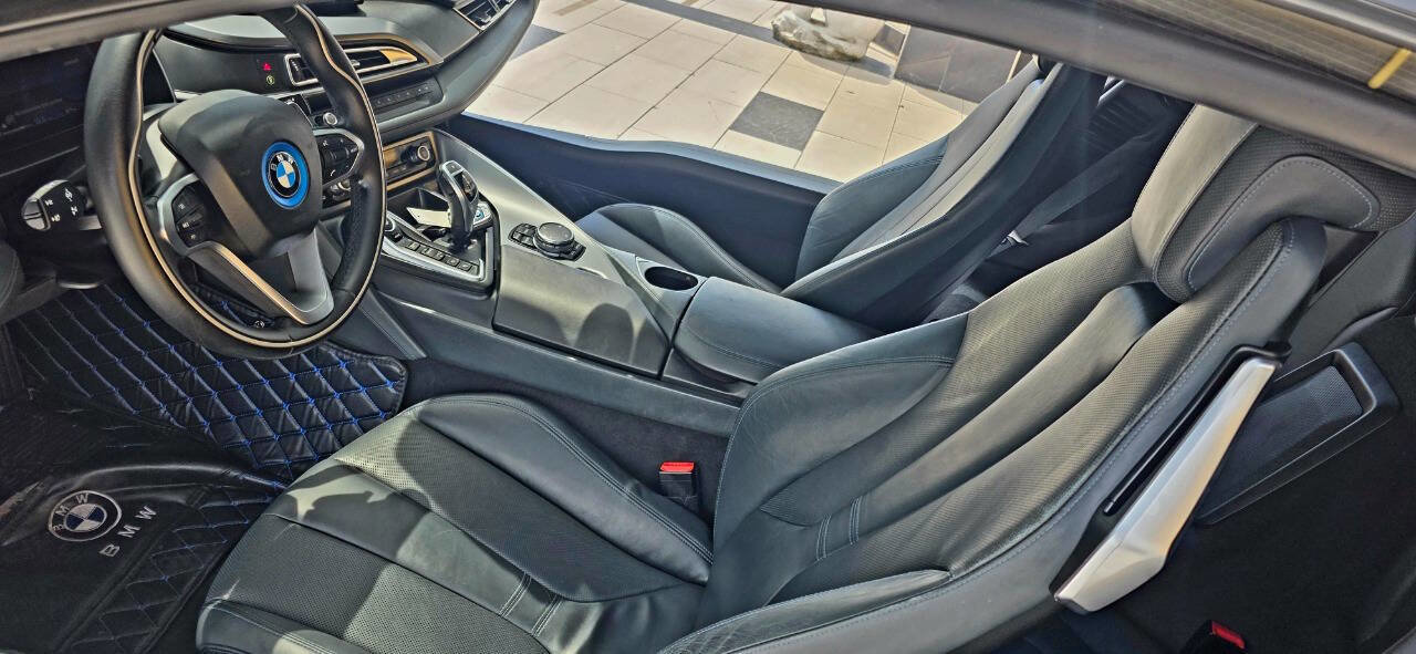 Used 2015 BMW i8 image 16
