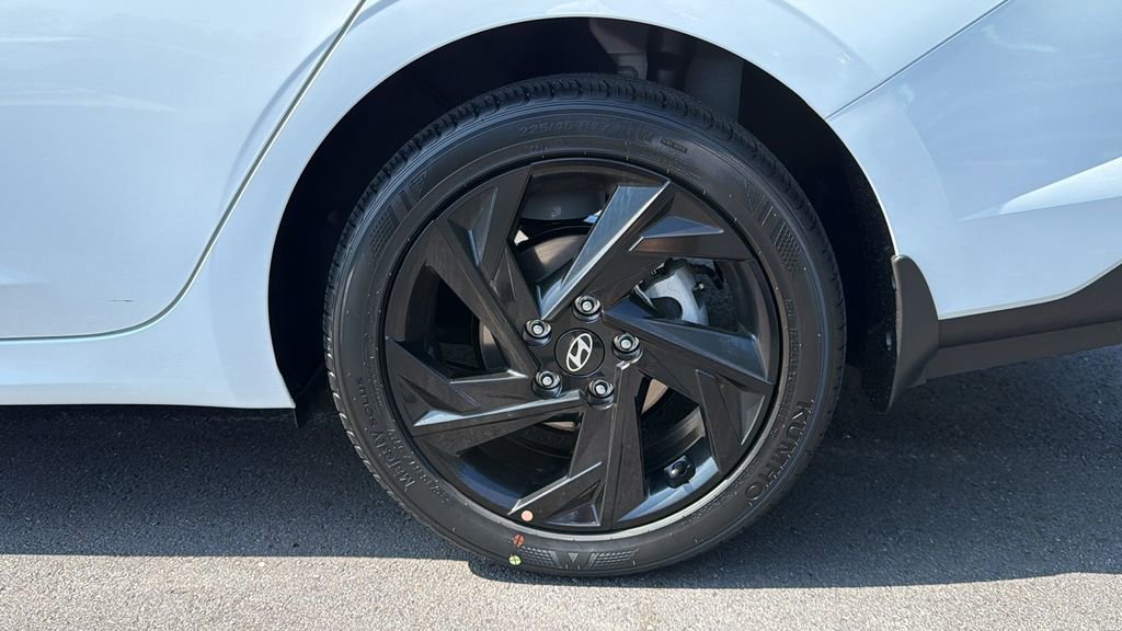New 2026 Hyundai Elantra Sport image 18