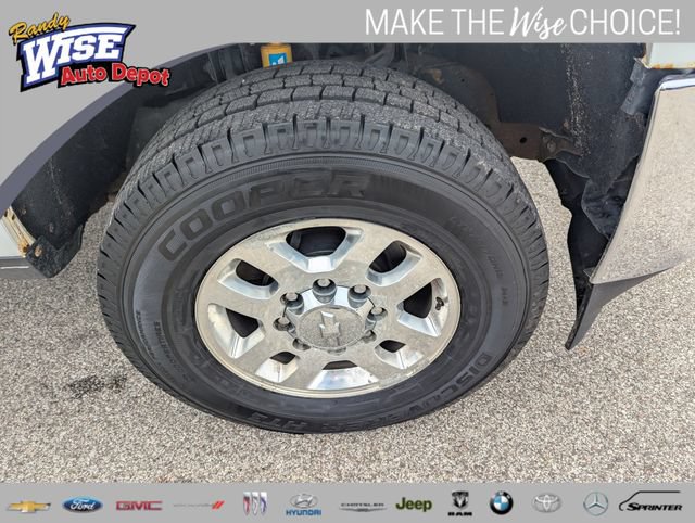 Used 2015 Chevrolet Silverado 3500 LT AWD/4WD image 21