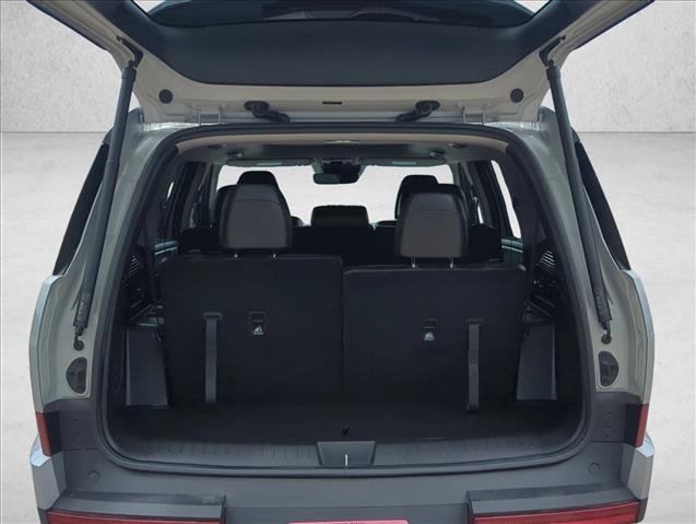 Used 2024 Hyundai Santa Fe Limited FWD image 7