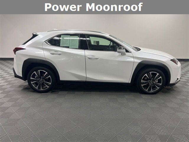 Certified 2025 Lexus UX 300h FWD image 4