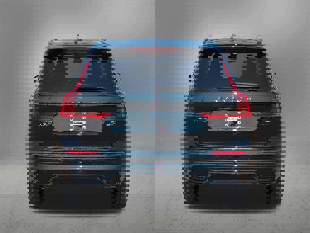 Used 2026 Volvo XC60 B5 Plus w/ Protection Package Premier image 5