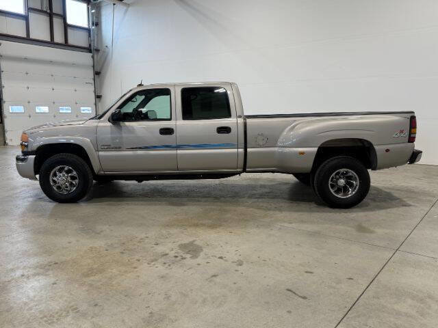 Used 2005 GMC Sierra 3500 SLT w/ Heavy-Duty Power Package image 12
