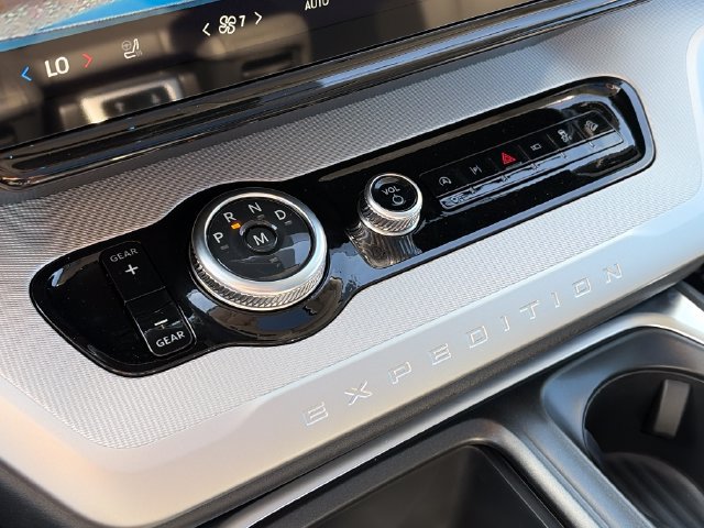 New 2027 Ford Expedition Active AWD/4WD image 25