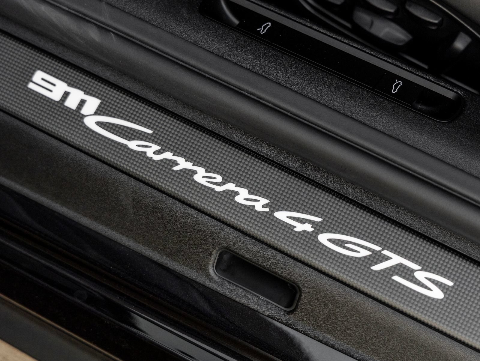 Certified 2026 Porsche 911 Carrera 4 GTS AWD/4WD image 29