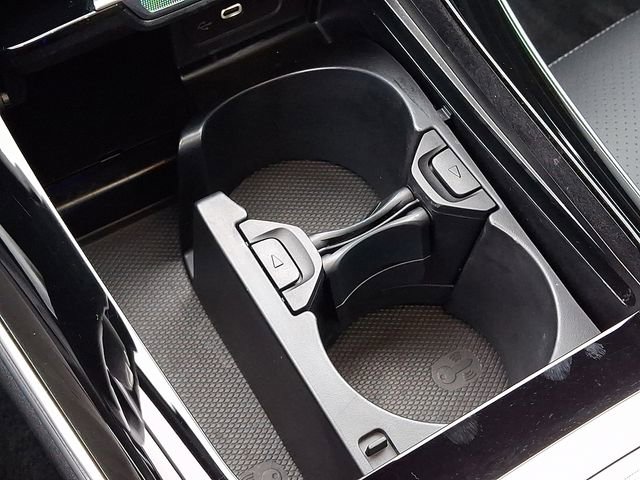 Used 2024 Mercedes-Benz C 300 4MATIC Sedan image 27