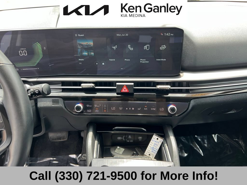 Certified 2026 Kia Sportage S AWD/4WD image 36
