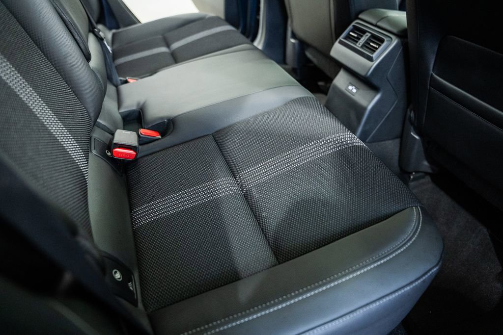 Used 2025 MAZDA CX-50 AWD 2.5 S w/ Premium Package image 37