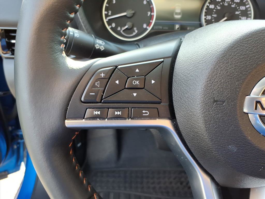Used 2023 Nissan Sentra SR w/ SR Premium Package FWD image 29
