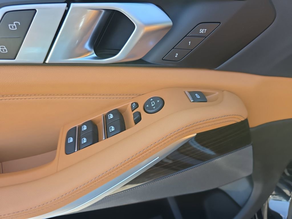 New 2026 BMW X5 xDrive40i w/ M Sport Package image 11