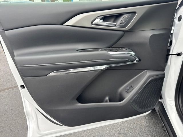 New 2026 Chevrolet Traverse LT image 11