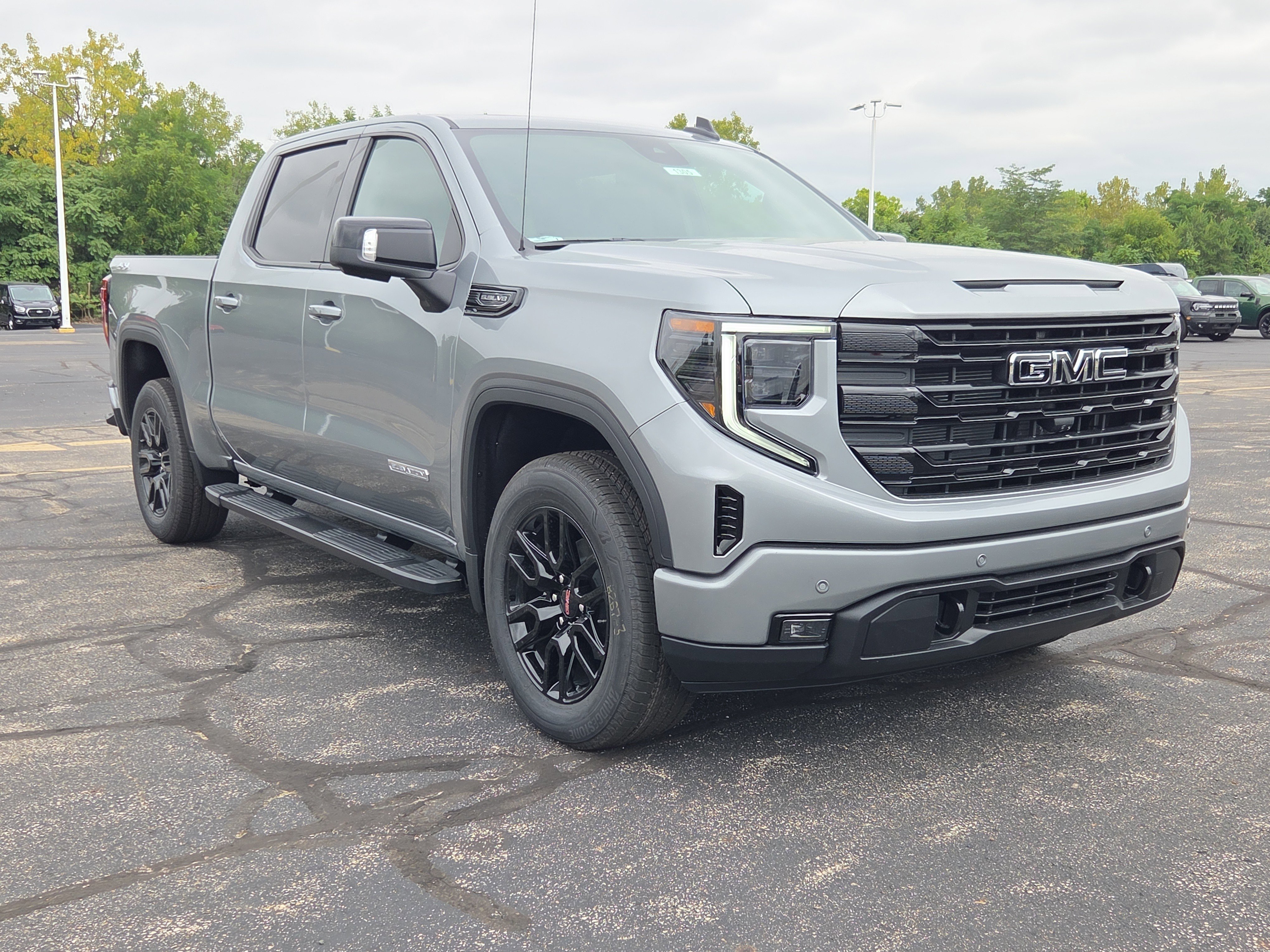 New 2026 GMC Sierra 1500 Elevation w/ Elevation Premium Package image 8
